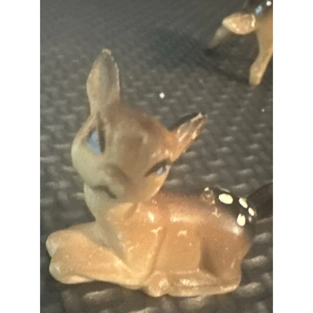 Vintage Doe & Fawn Plastic Deer Figurines Big Blue Eyes - Doe has 3 Legs